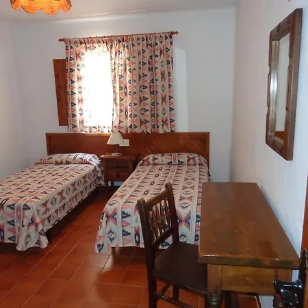 Pinares Benet Санта-Эулалия-дель-Рио