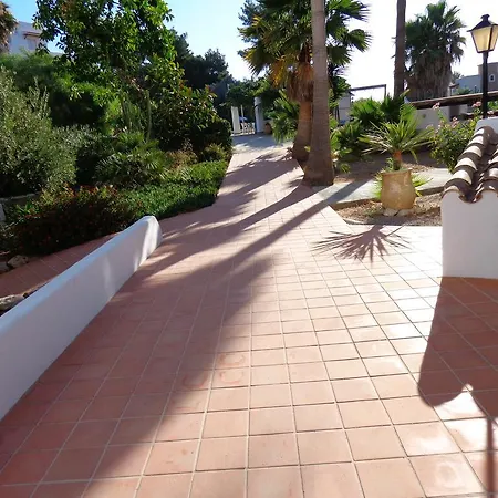 Pinares Benet Daire Santa Eularia des Riu